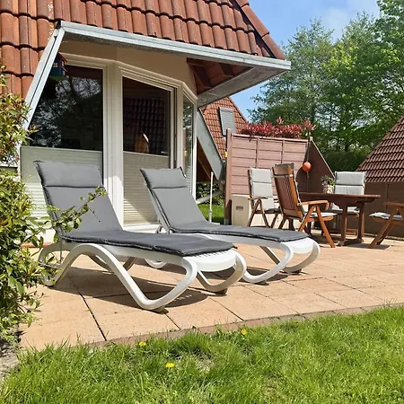 Mit Terrasse, Grill Und Garten Dorumer Neufeld