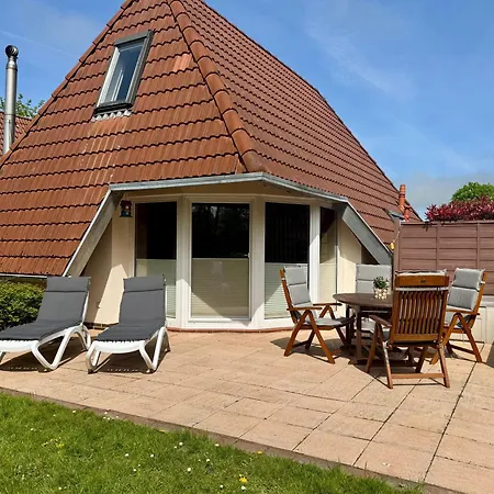 Mit Terrasse, Grill Und Garten * Dorumer Neufeld